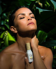 Load image into Gallery viewer, Golden Nectar Brightening + Firming Ferulic Serum